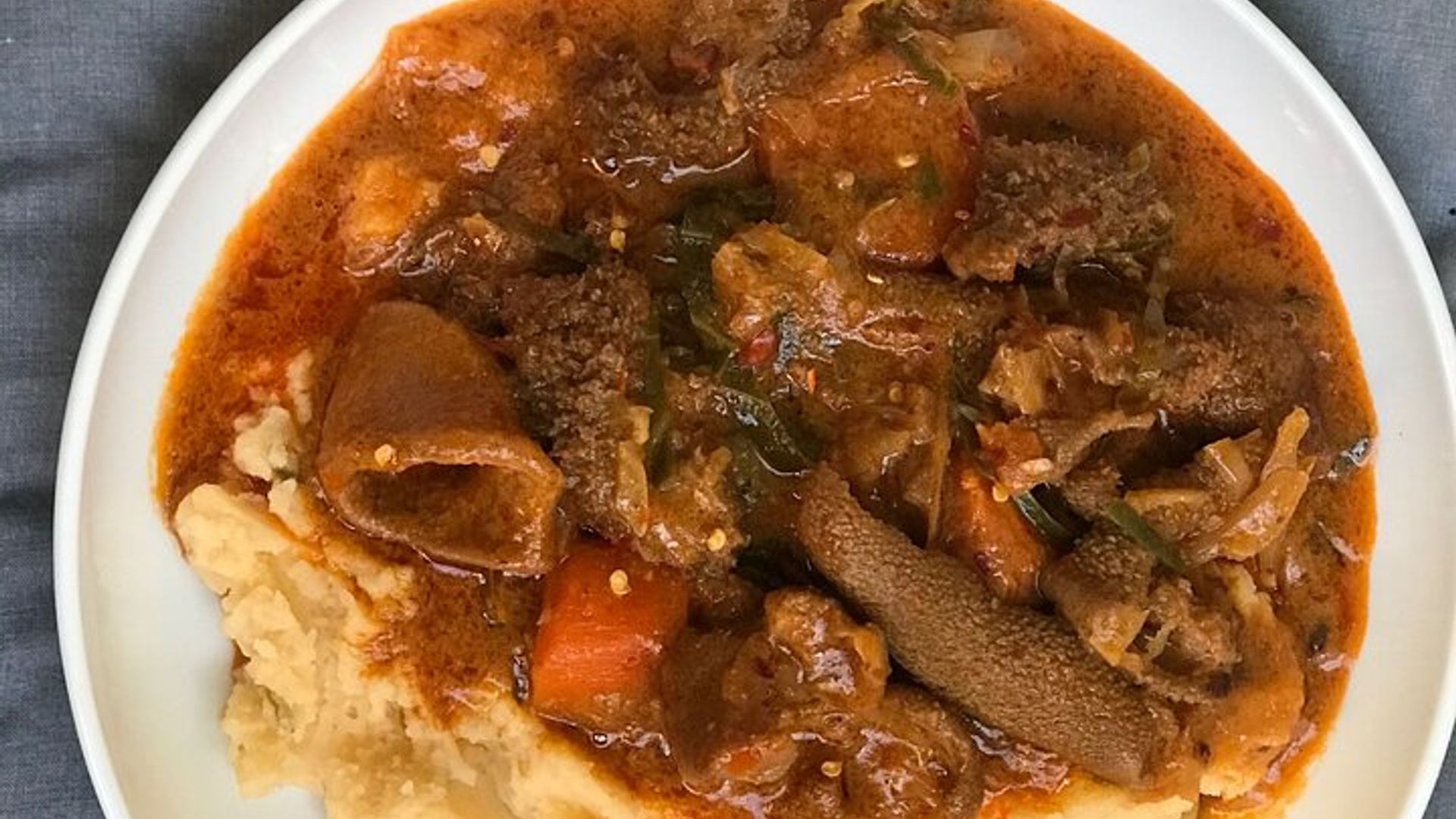 Guteka ibiryo bya Zulu hamwe nuburambe bwo kurya hamwe na chef waho