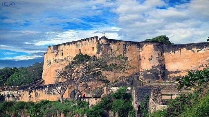 Mombasa City Private Tour with Fort Jesus and Haller Park