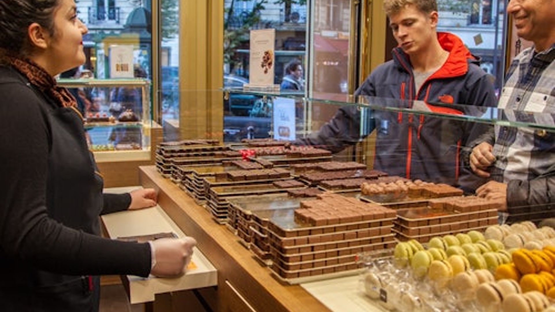 Paris: Saint-Germain-des-Prés Pastry & Chocolate Guided Tasting Tour