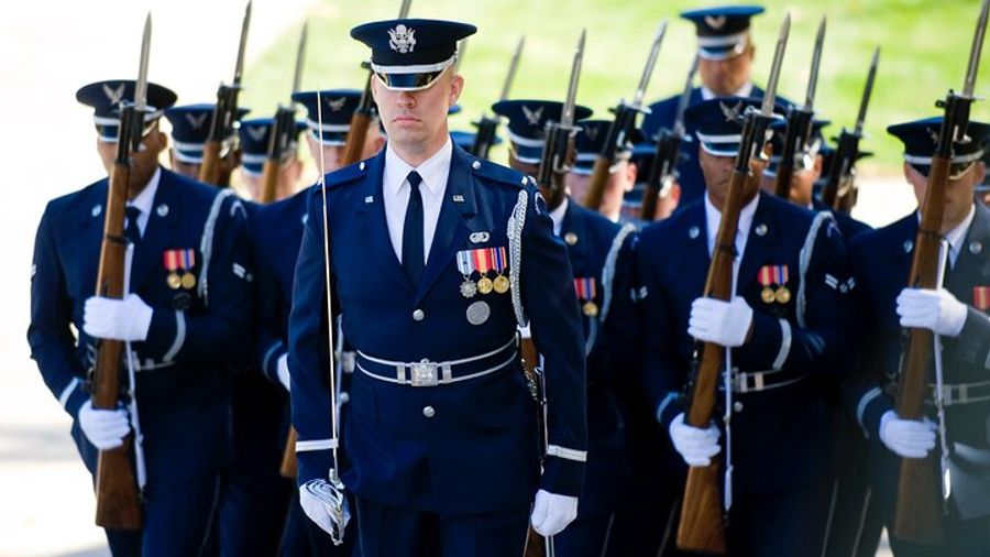 Arlington National Cemetery Guided Walking and History Tour