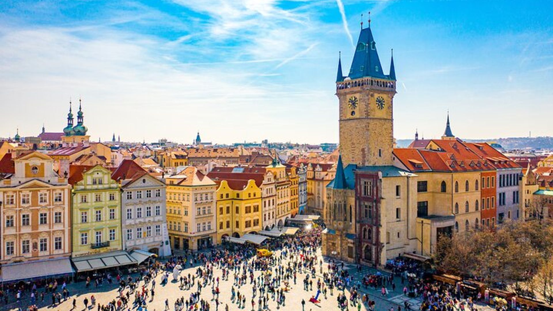 Prague Walking Tour with Traditional Lunch and River Cruise