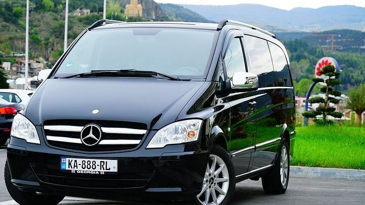 Tbilisi to Yerevan Private car transfer 3 Scenic stops