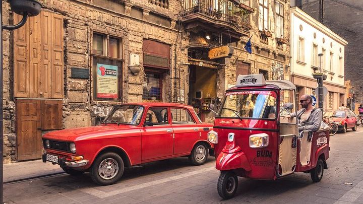 Budapest Private Tuk-Tuk Tour With Hotel Pickup