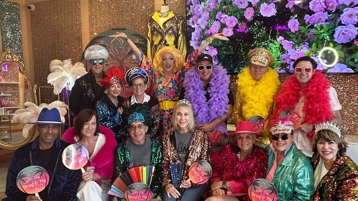 Drag Queen Hosted Mobile Theater Palm Springs Sightseeing Tours
