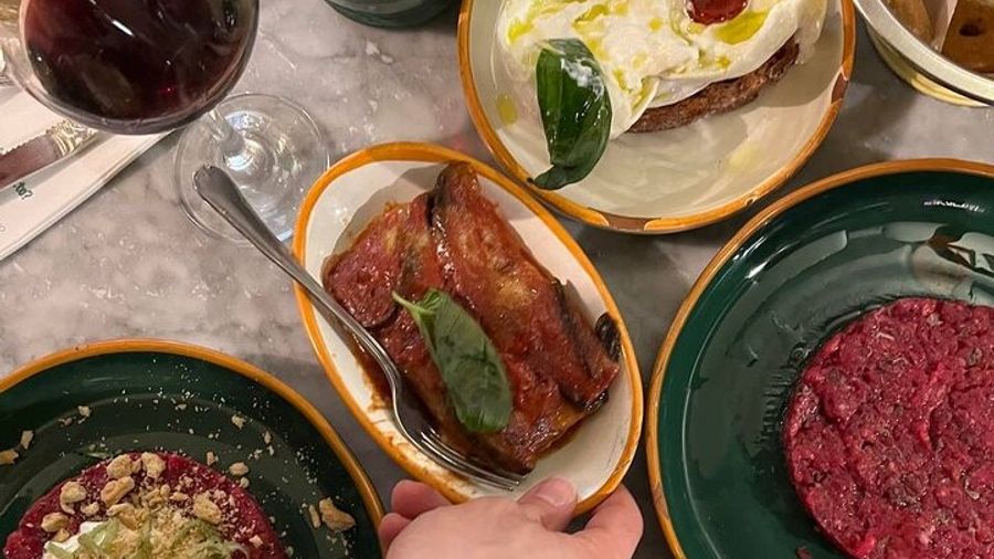 Milan Navigli Small-Group Walking Food Tour