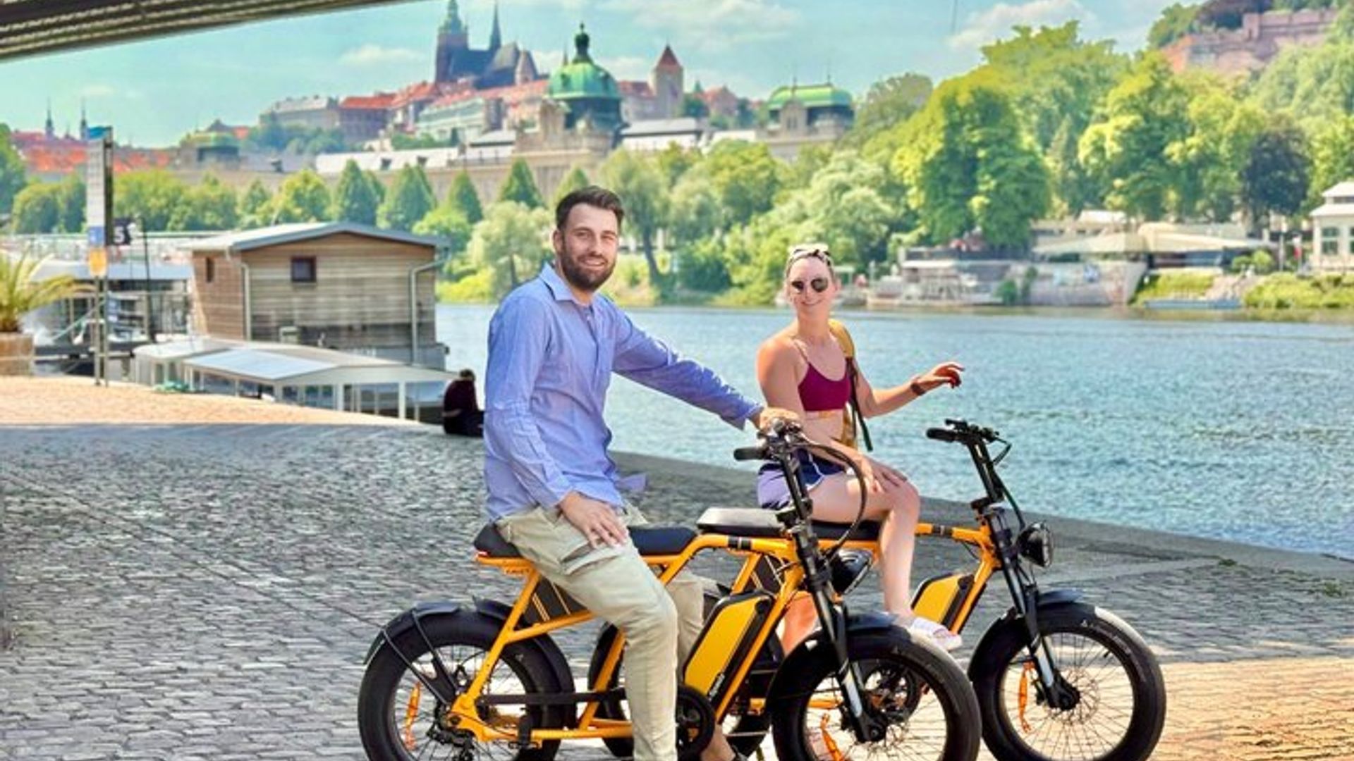Prague Castle, Lesser Town, and Viewpoints Short Scrooser Tour