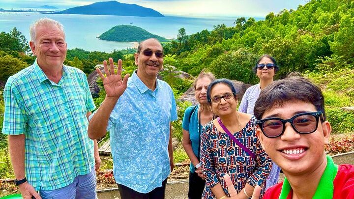 Hue Guided Tour via Hai Van Pass with Lunch