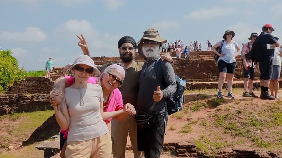Sri Lanka 7-Day Private Tour With Pinnawala, Ella, Yala, Beach