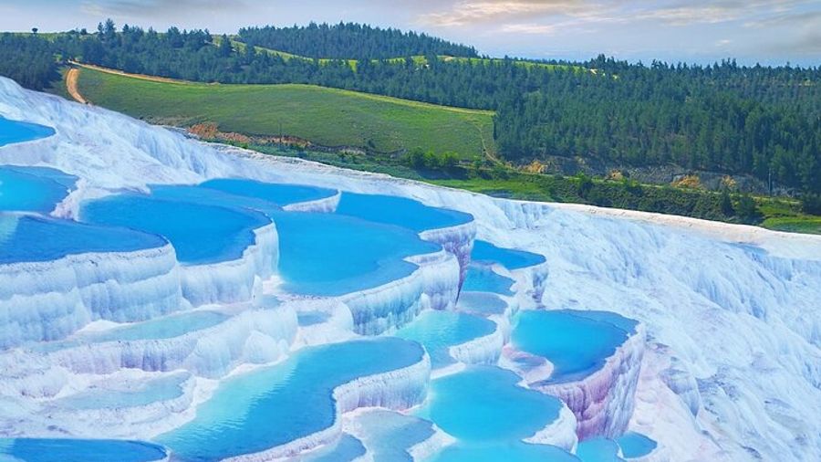 Full-Day Pamukkale and Hierapolis Tour with Lunch