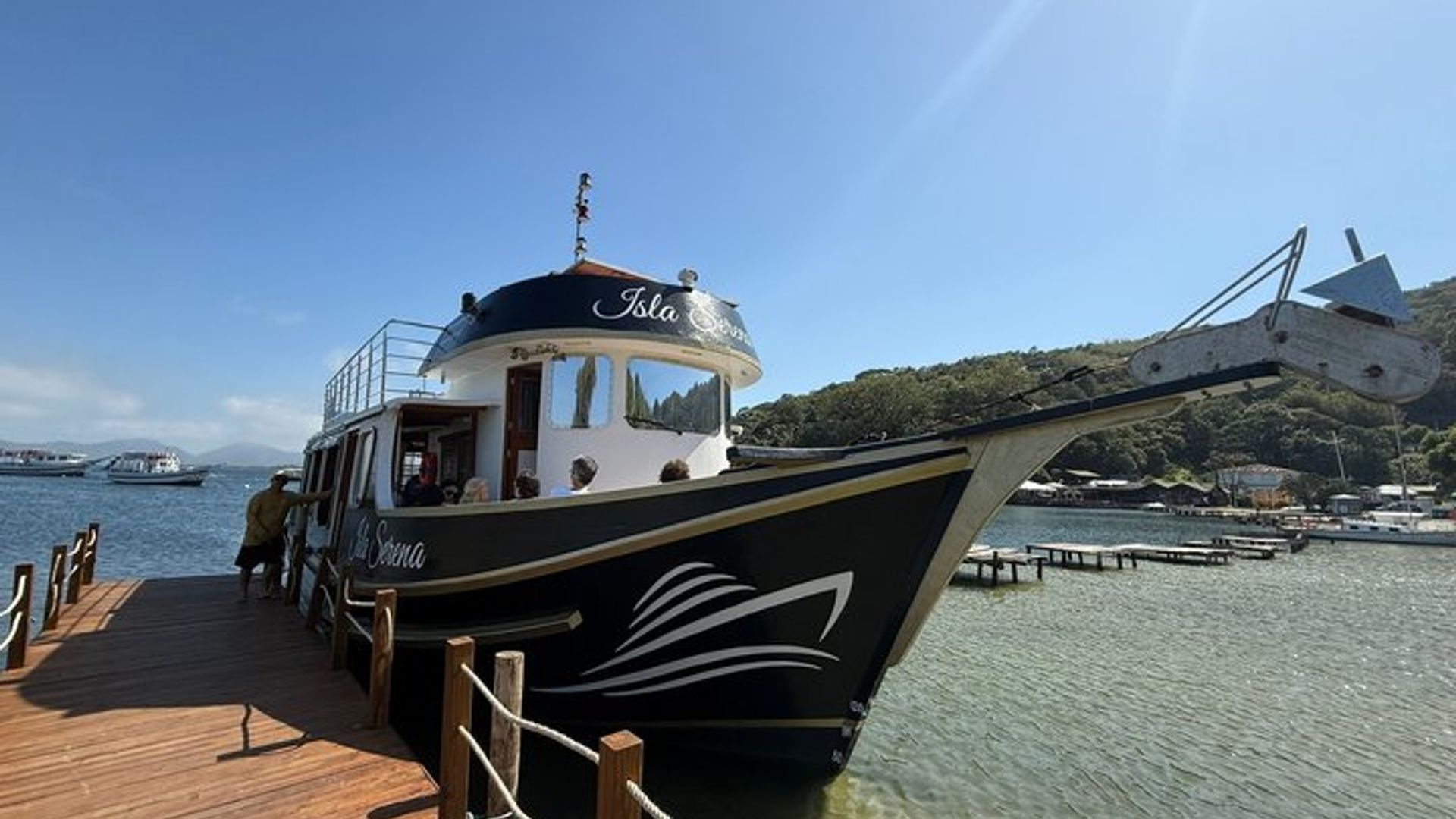 Excursion en bateau Florianópolis Costa da Lagoa et piscines naturelles