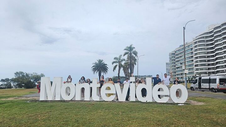 Same cruise sharing tour in Montevideo with TANGO TOUR
