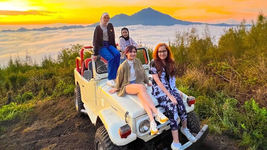 Mount Batur Sunrise Jeep Tour with Natural Hot Spring