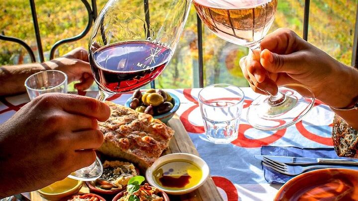 Waiheke Island Food and Wine Half-Day Small-Group Tour