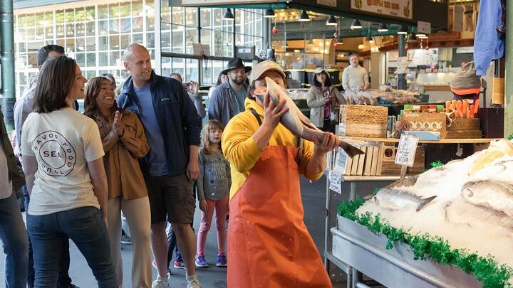Pike Place Market: Insider's Breakfast Tour - Gratuity Included!