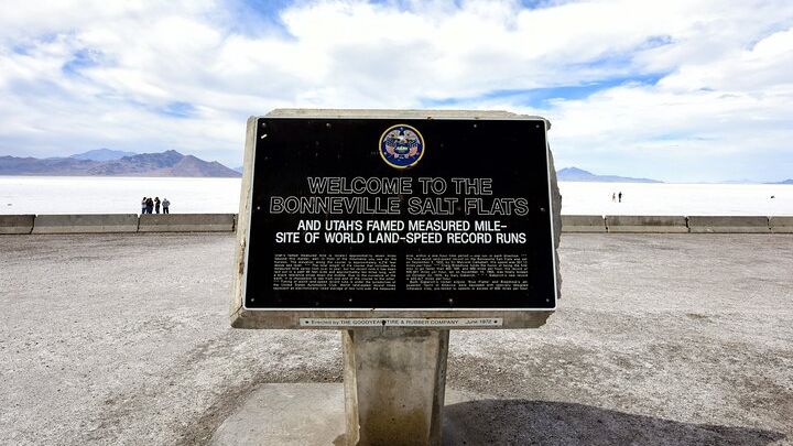 Explore Bonneville Salt Flats Journey to the Edge of the World