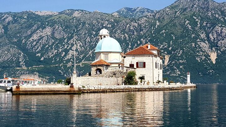 Dubrovnik to Montenegro and Bay of Kotor Private Luxury Tour