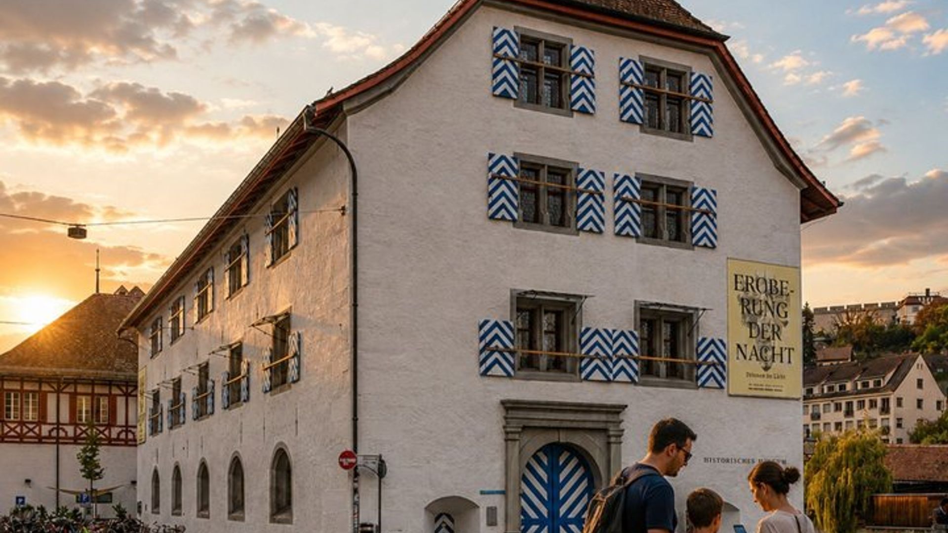 Lucerna búsqueda del tesoro & tour a pie autoguiado