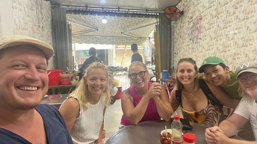 Hoi An Small Group Street Food Tour