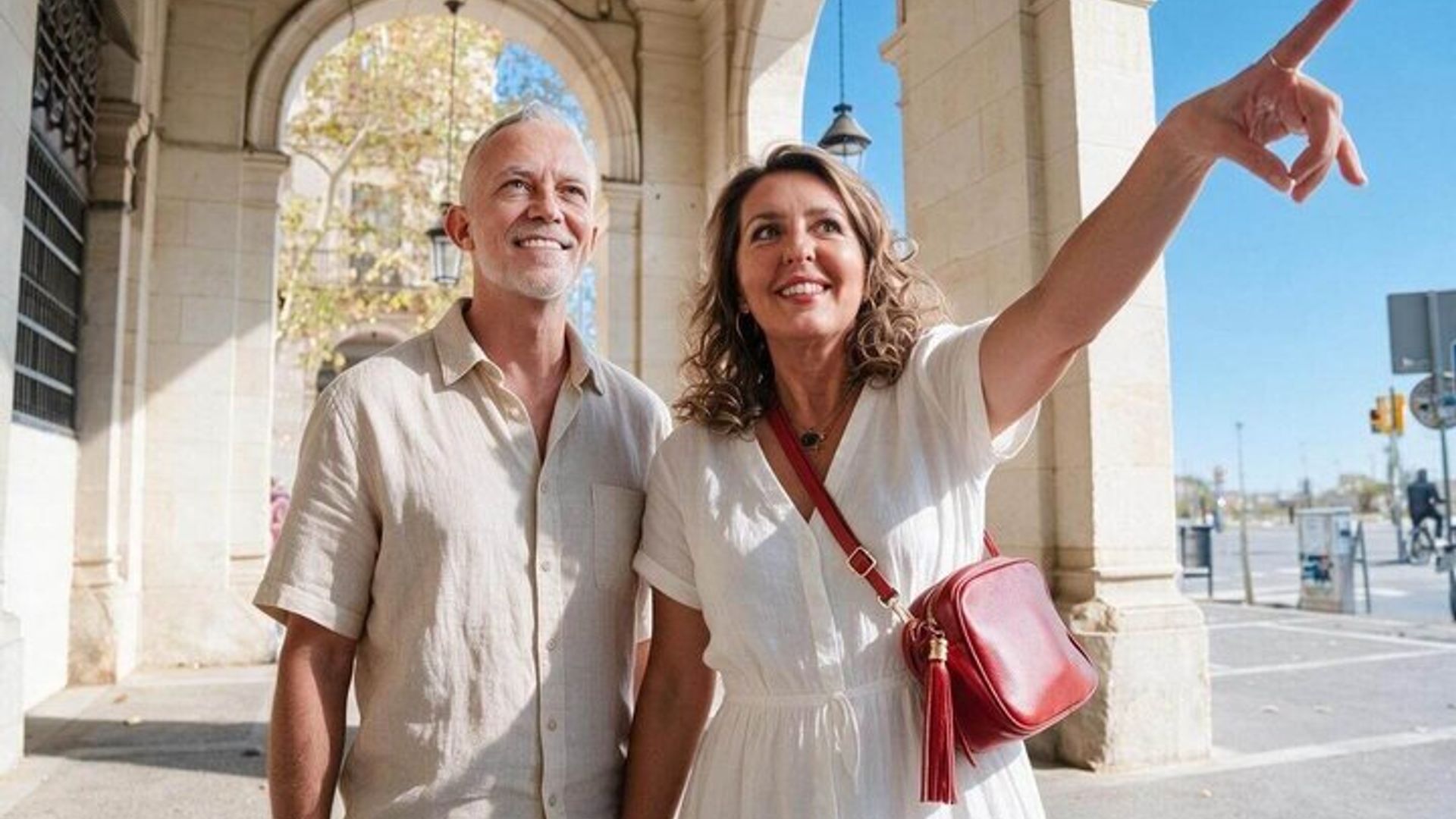 Bonjour Poitiers : Privé 2 - Heure Intro City Walk avec Guide Local