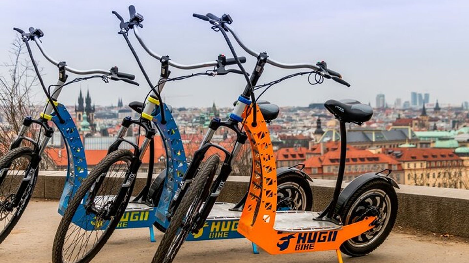 Prage E-Bike or E-Scooter Self- or Live-Guided Tour