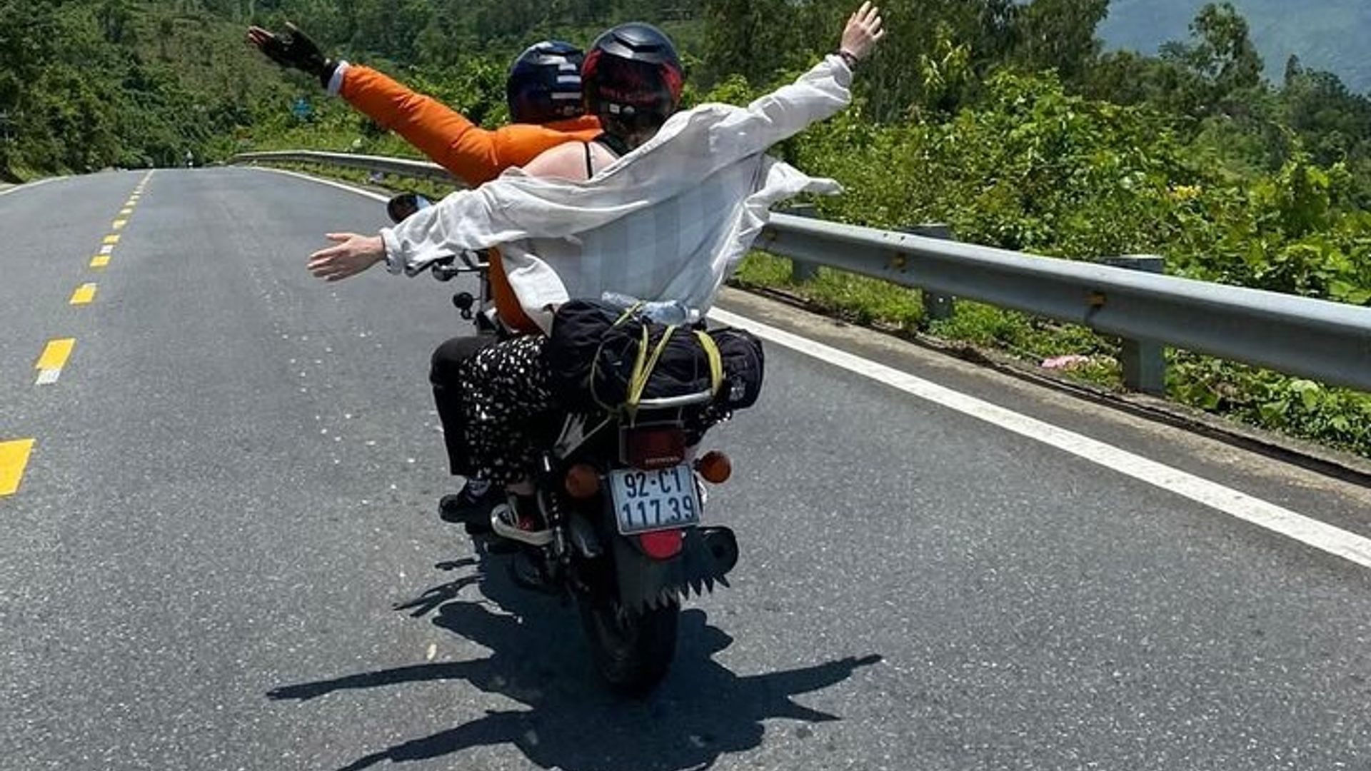Hoi An Private Scooter Tour to Hai Van Pass