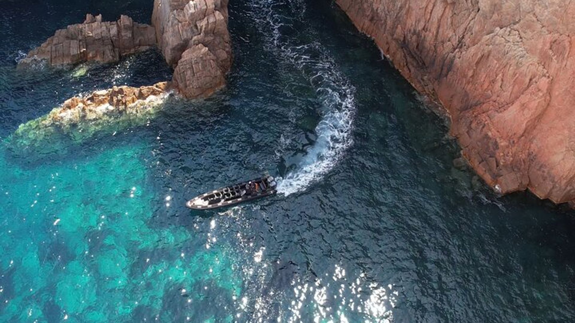 Scandola Girolata The Coves of Piana in Go Fast 10 Pax