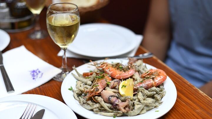 Zadar Food Tour: Local Dishes & City Stories