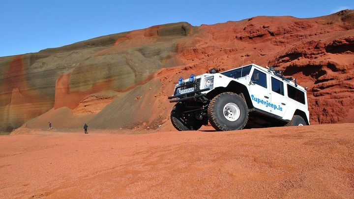 Golden Circle Private Tour by Super Jeep from Reykjavik