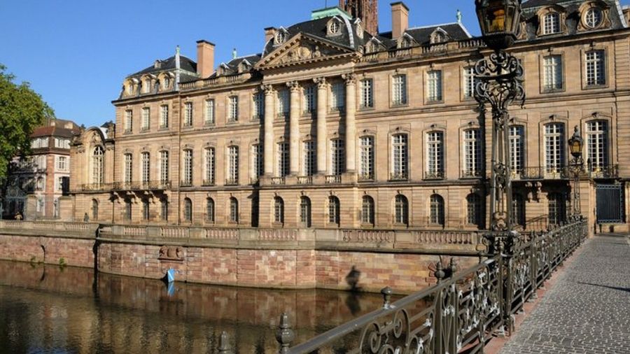 Strasbourg Private Scavenger Hunt Self-Guided Audio Tour