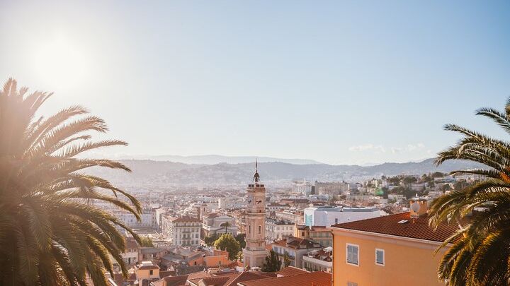 Cannes: City Highlights Small-Group Guided Vintage Bus Tour