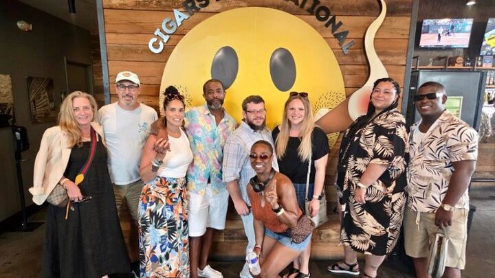 Tampa: Cigar City Small-Group Guided Minibus Tour