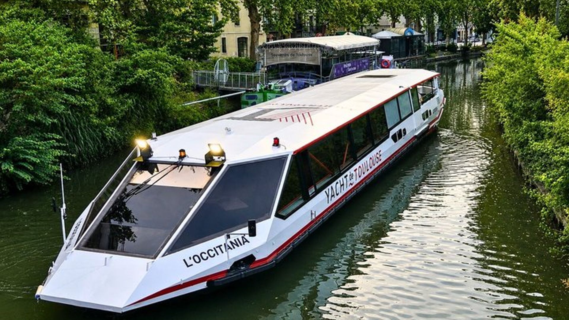 Geführte Bootsfahrt auf dem UNESCO-Weltkulturerbe Canal du Midi