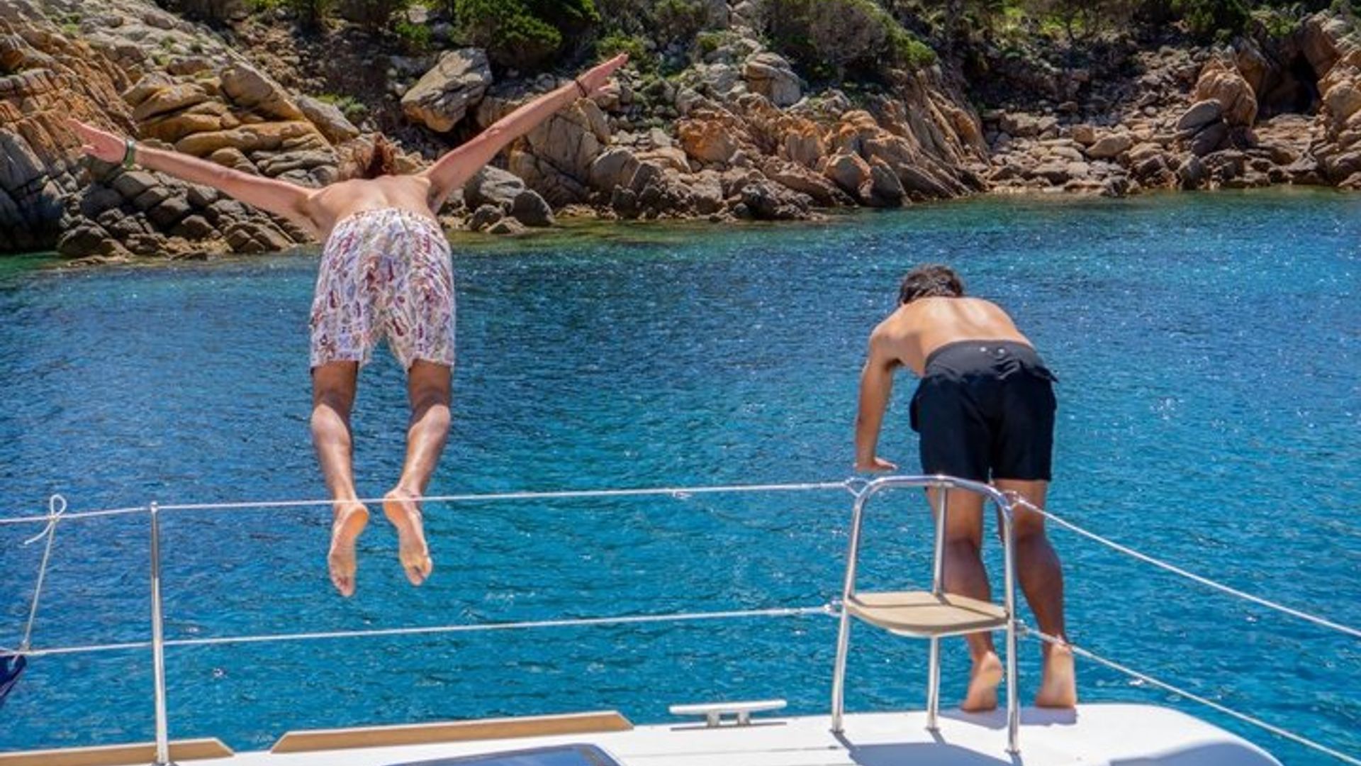 A full-day, small-group Maddalena boat tour, with lunch