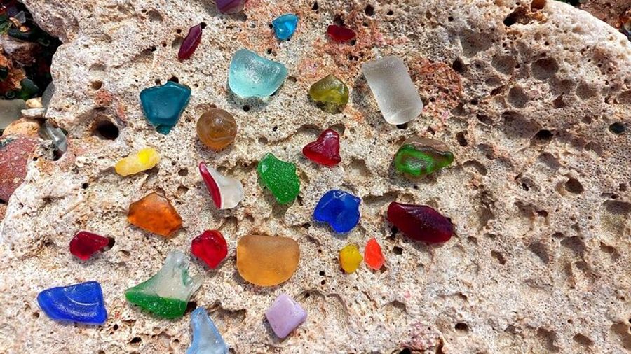 Aruba: Sea Glass Island Kayak and Beachcomb Small-Group Tour