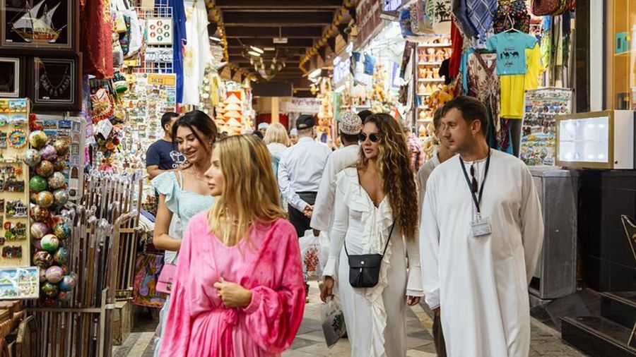 Discover Muscat: Group City Tour