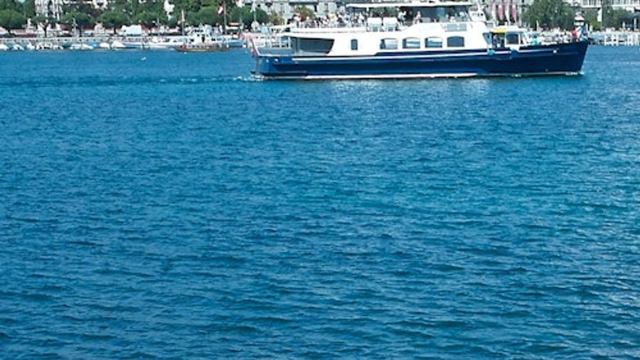 Geneva Boat Tour