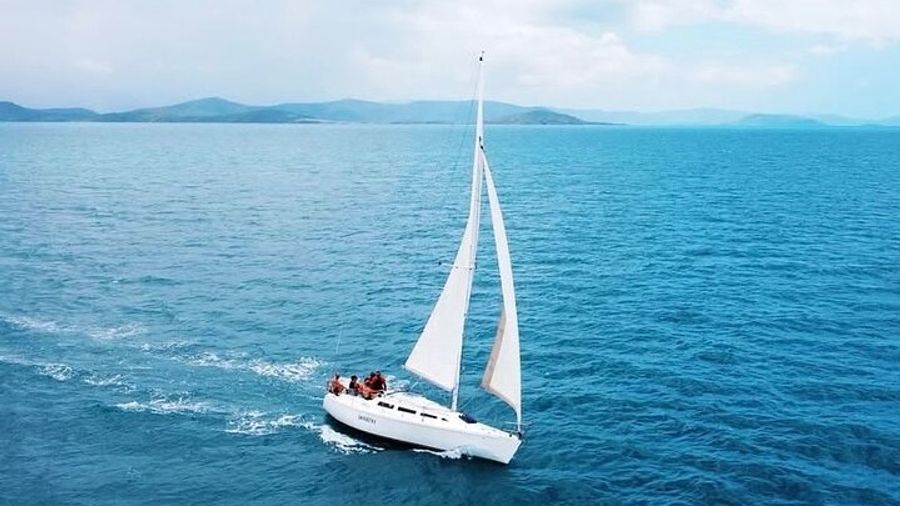 Sunset Sail Cruise Airlie Beach