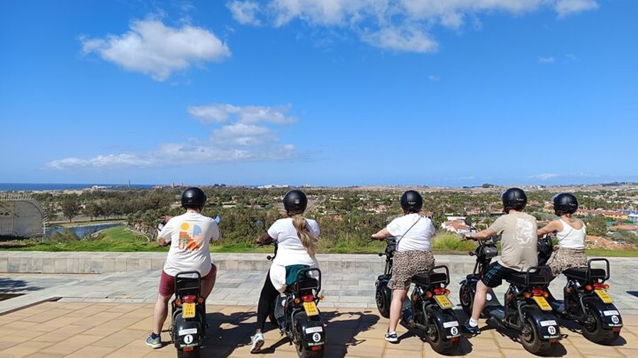 Maspalomas and Playa Ingles: 2-Seater E-Scooter Rental