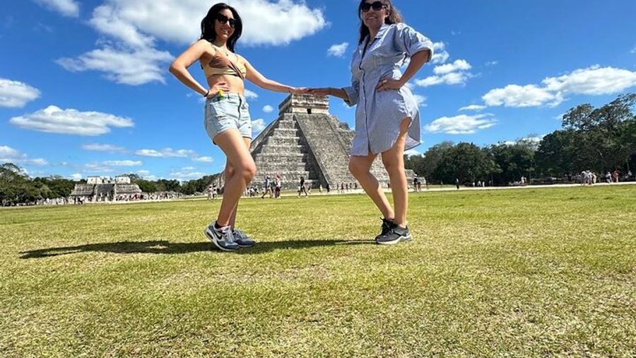 Cancun: Chichen Itza, Cenote, and Valladolid Tour With Lunch