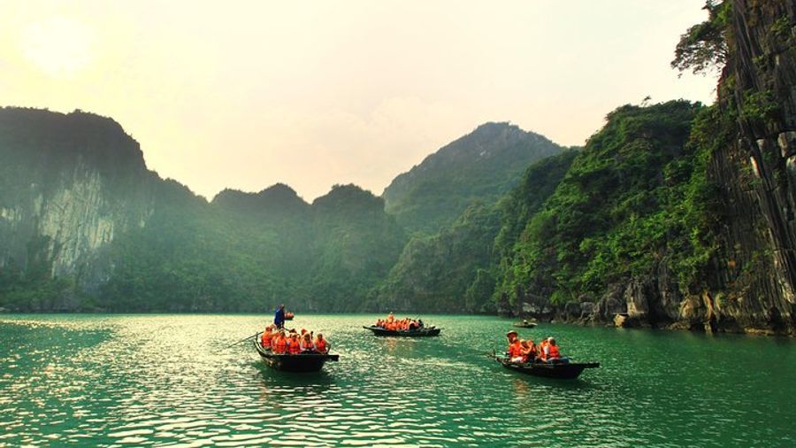 Ha Long Bay All-Inclusive One-Night Tour