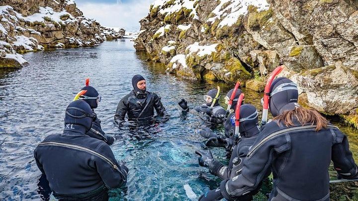 Silfra: Snorkeling Between Tectonic Plates - Meet on Location