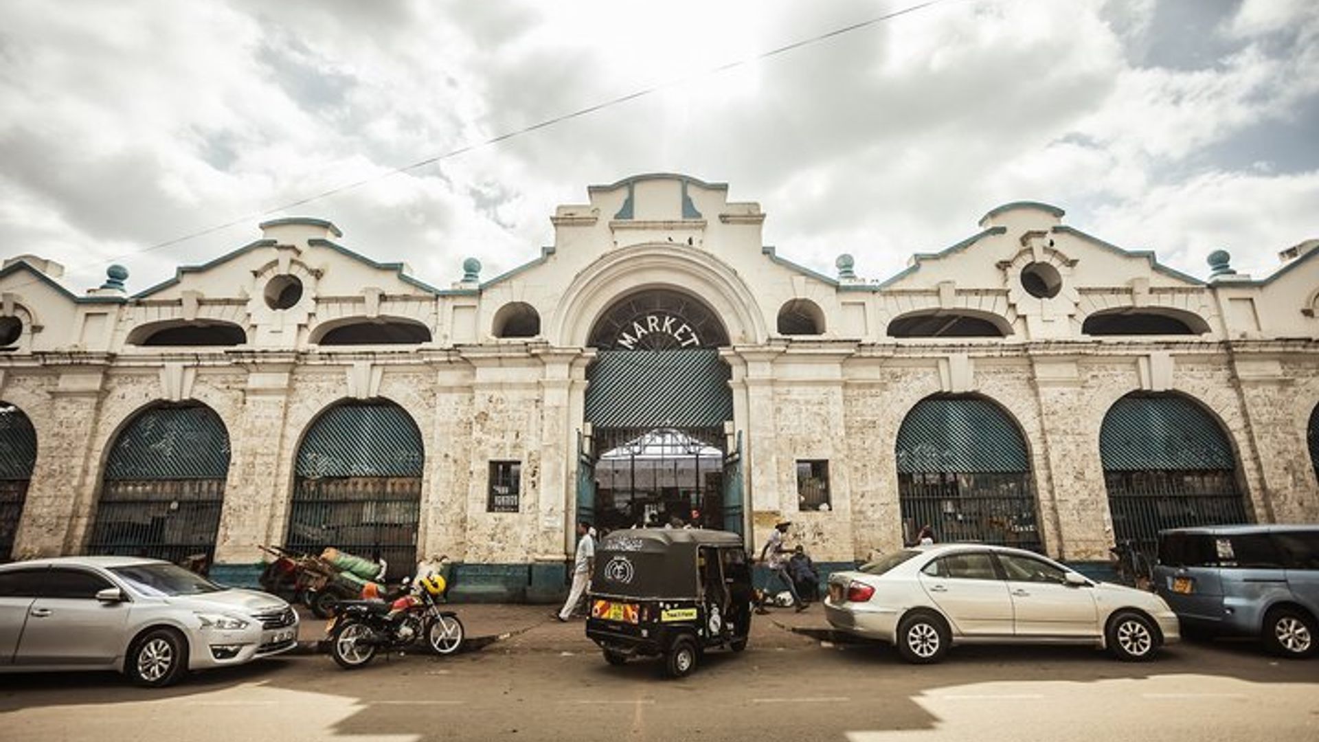 Mombasa Meals Food Tour with 15 plus Tastings