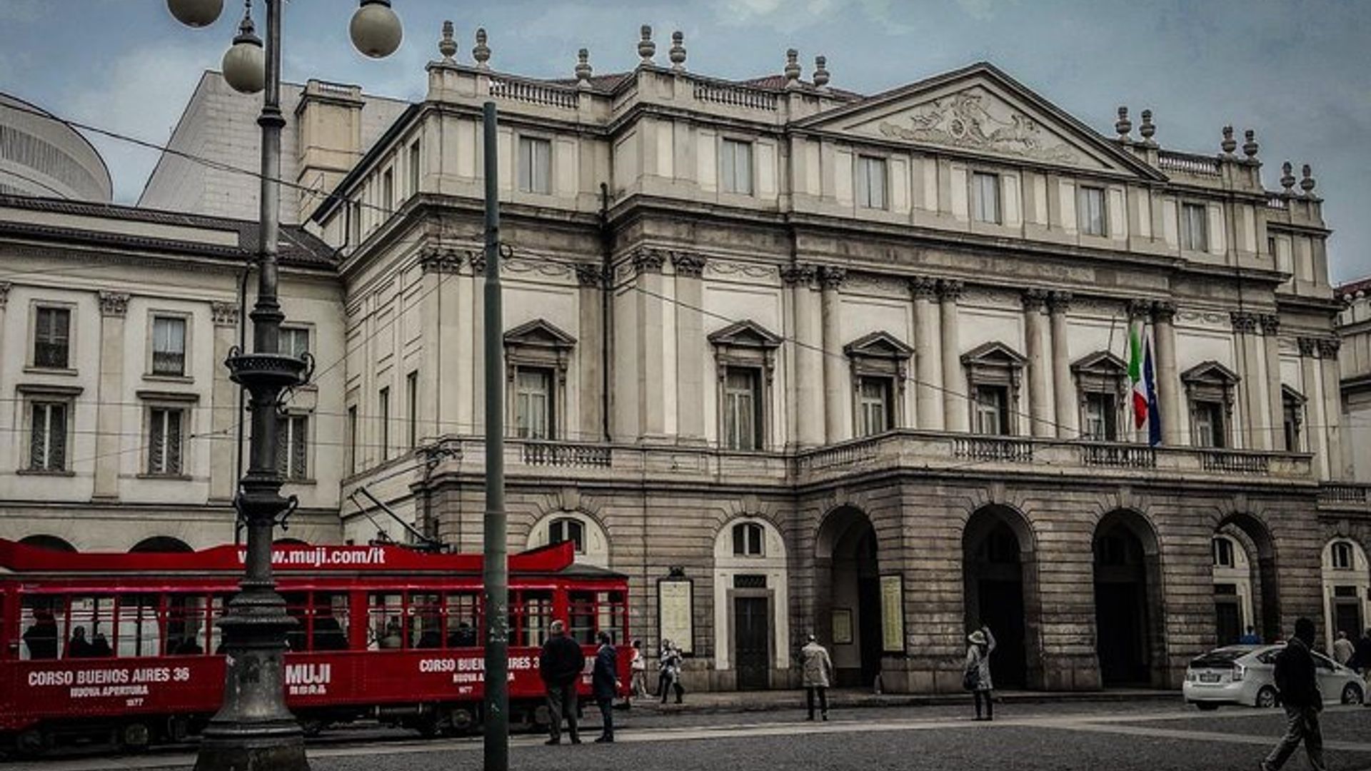 La Scala Theatre and Museum guided experience