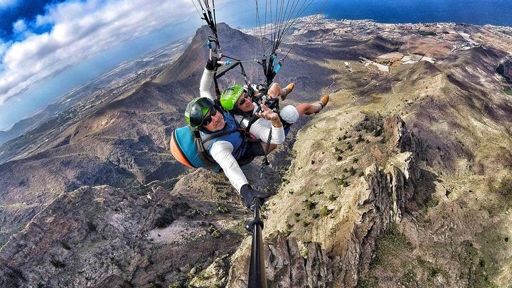 Tenerife Tandem Paragliding Flight With Round-Trip Transport