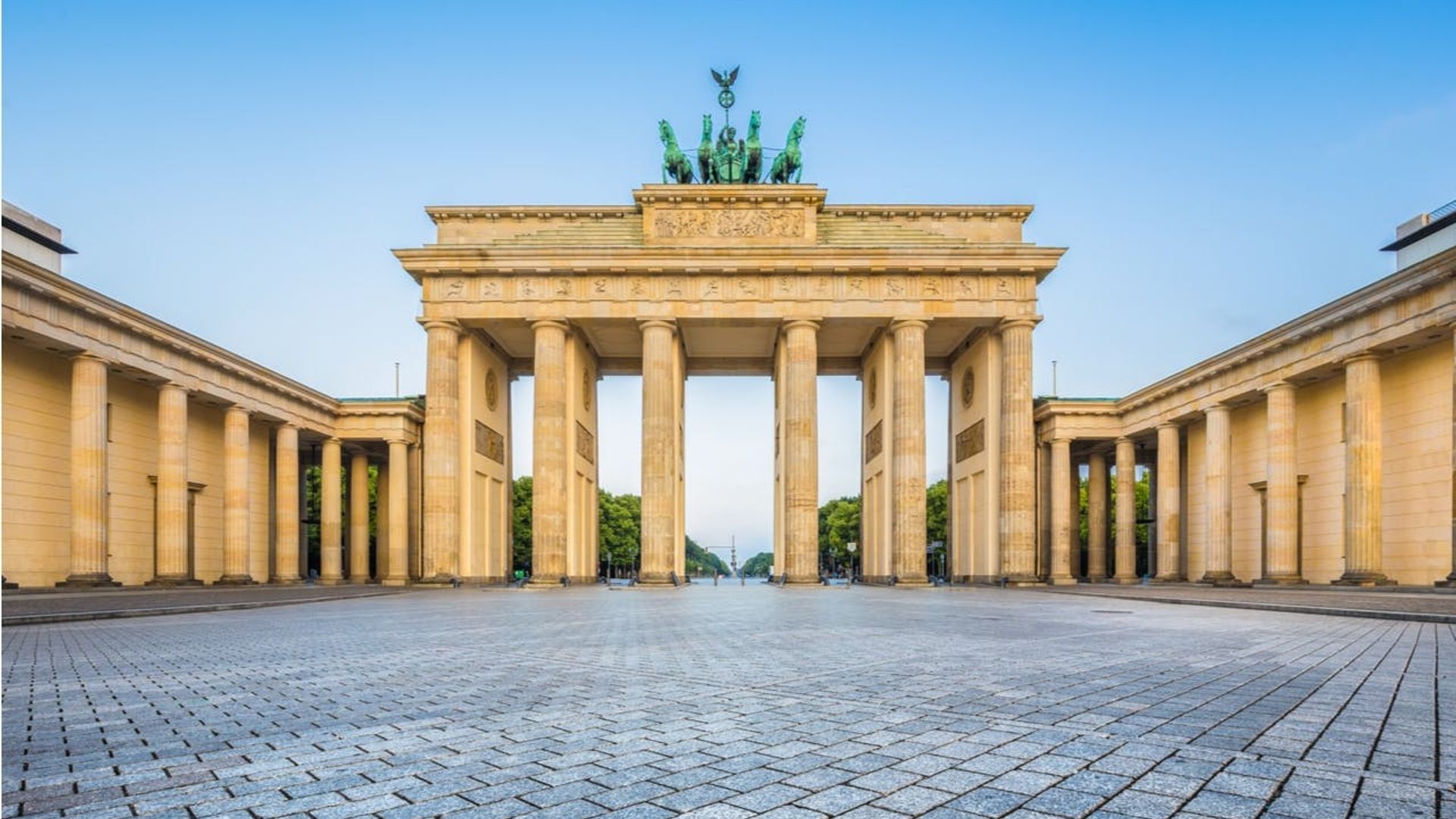 Tour East Berlin with a Back to 1989 Exploration Game mobile app