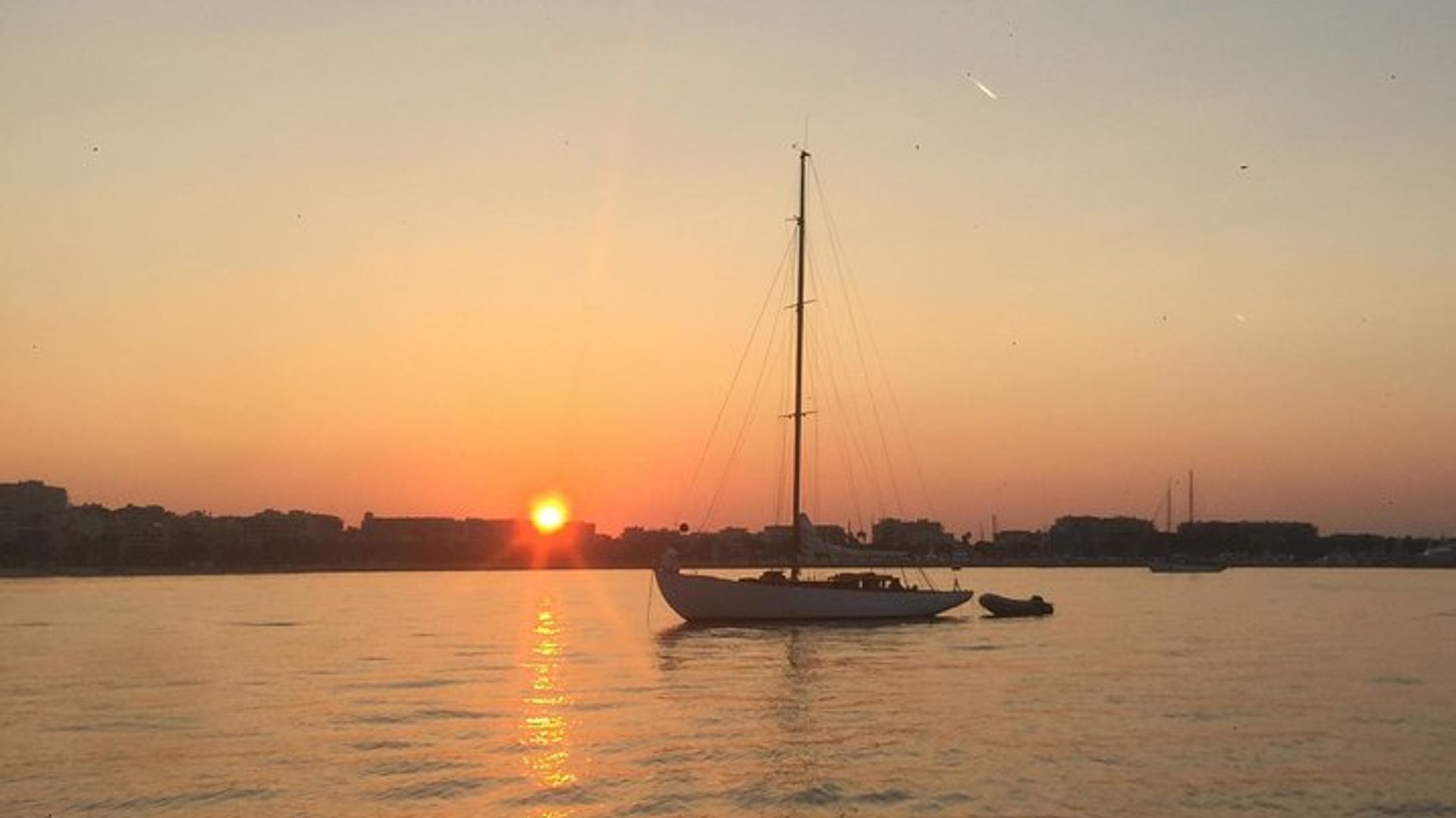 Croisière Classique en Voilier dans la Baie de Cannes