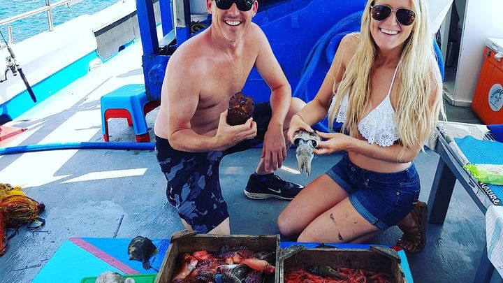 Santorini: Half-Day, Small-Group Fishing Boat Tour