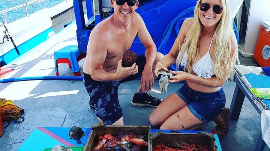 Santorini: Half-Day, Small-Group Fishing Boat Tour