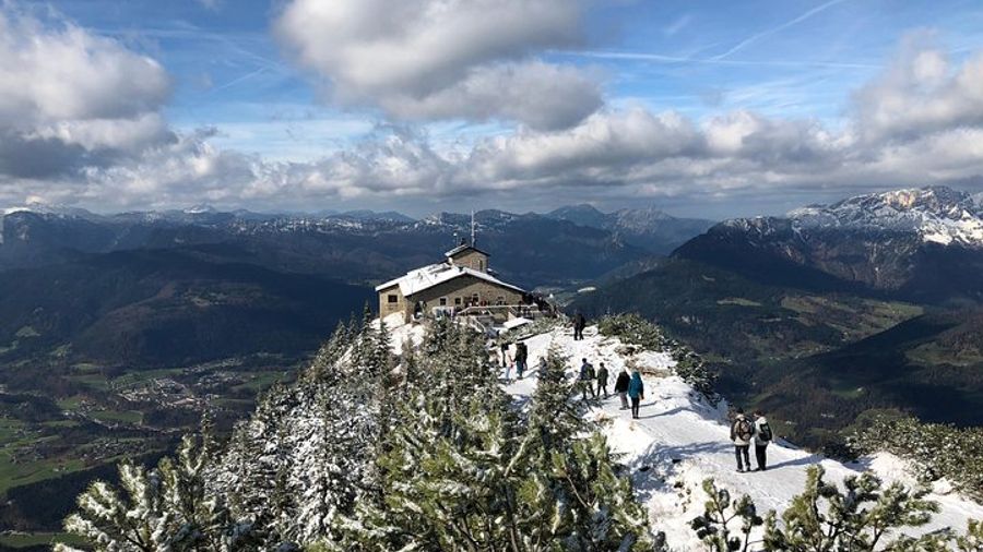 Private Eagles Nest and Salt Mines Tour from Salzburg