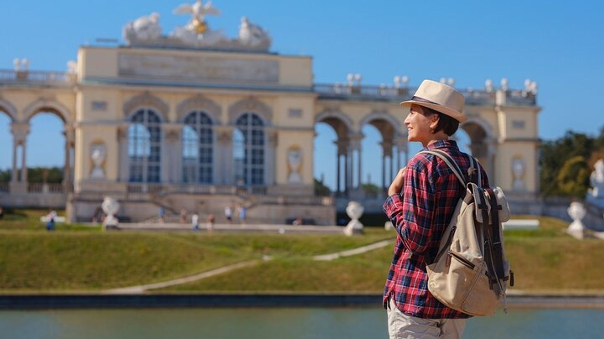 Private Vienna Full-Day Tour with Schönbrunn Palace Entry & Lunch
